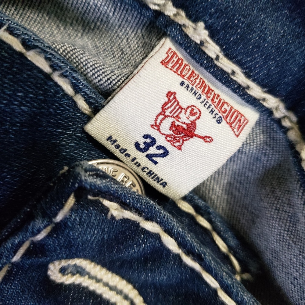 True Religion - Picture 2 of 2